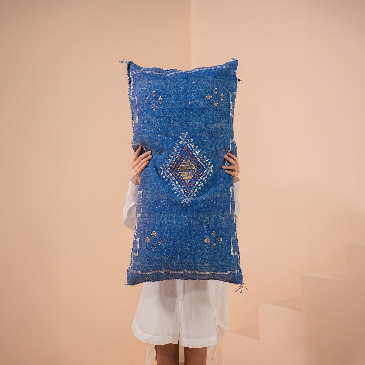NOMADIC CUSHION