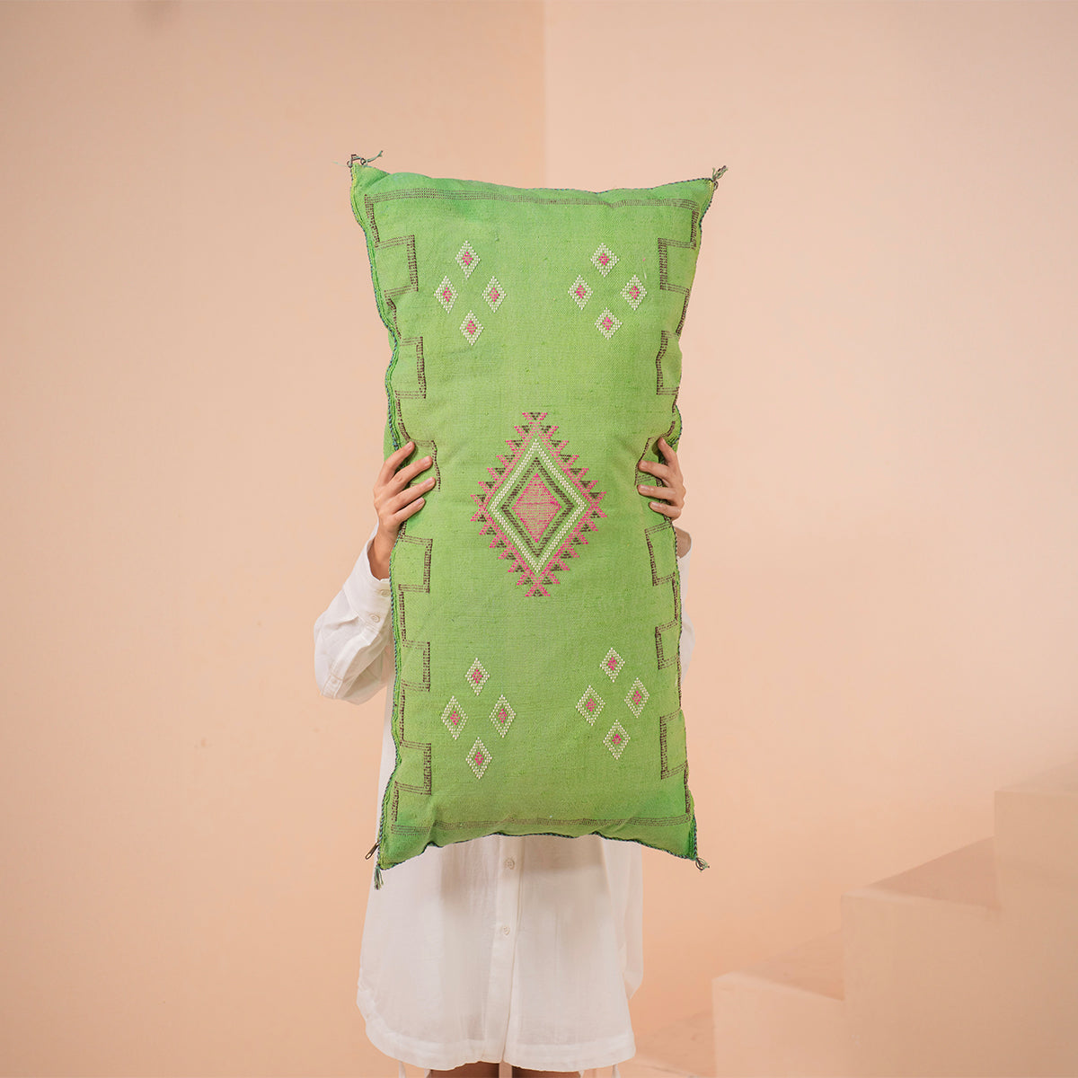 NOMADIC CUSHION