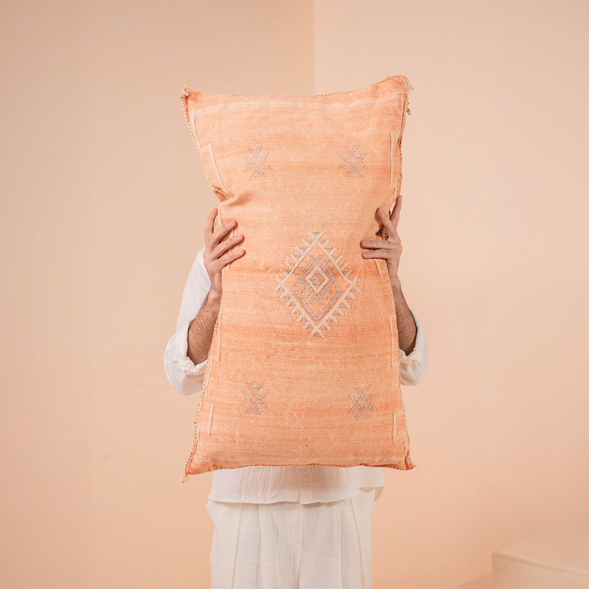 NOMADIC CUSHION