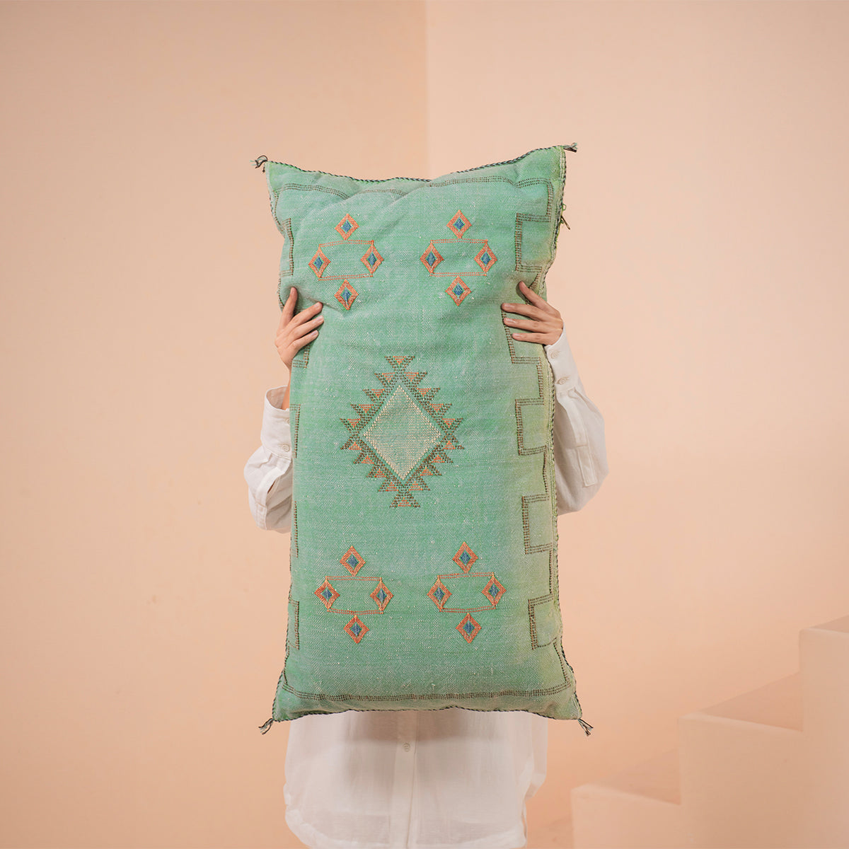NOMADIC CUSHION