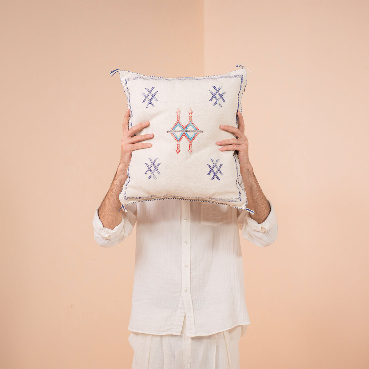 NOMADIC CUSHION