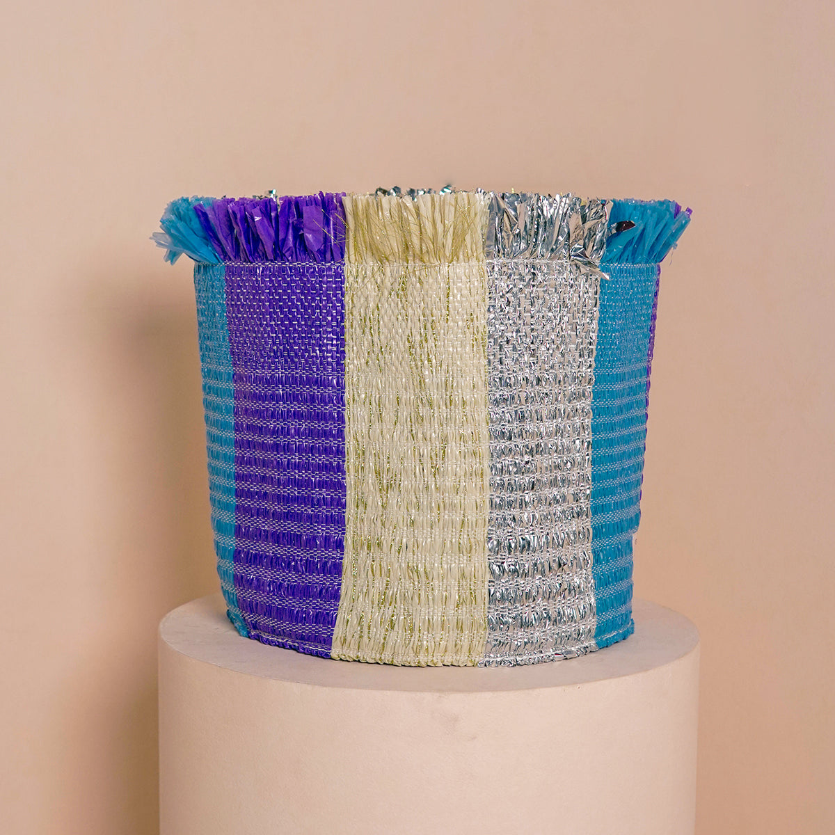 BOLD STRIPE FRINGE