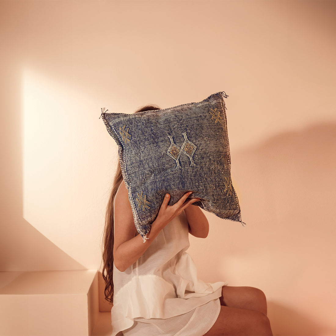 NOMADIC CUSHION